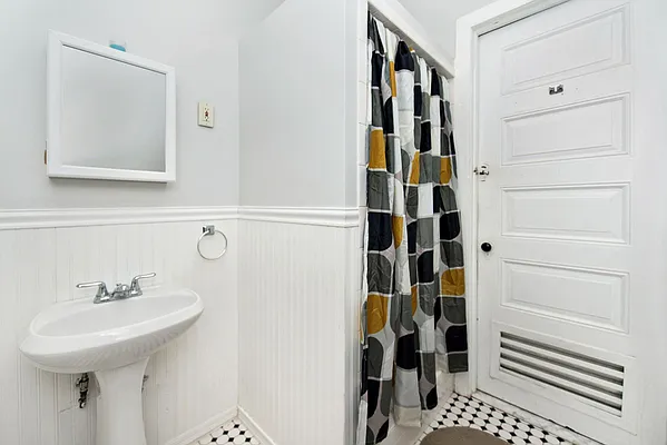 Sold by Keller Williams NYC | media 9