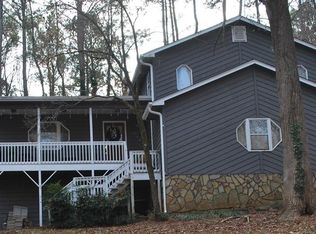 1123 Rolling Green Dr, Acworth, GA 30102