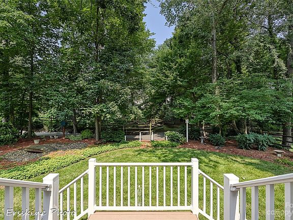 4th image of 5713 Swanston Dr