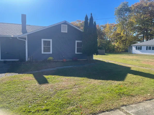 49 Holbrook Ct, Colchester, VT 05446