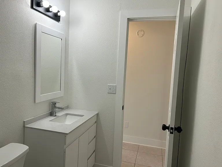 6604 S Faul St #A — Photo 8