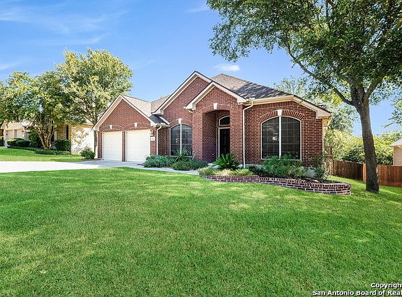 2nd image of 2512 Woodbridge Way