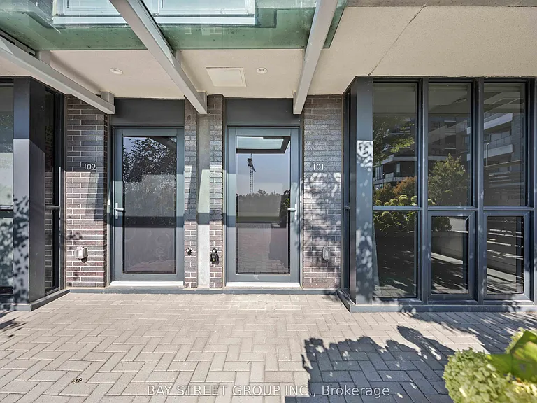 30 Gibbs Rd #Townhouse 101 — Photo 2