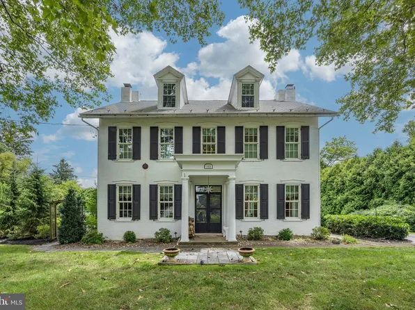 1449 Stones Crossing Rd, Easton, PA 18045