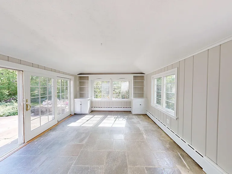 7309 River Rd — Photo 9