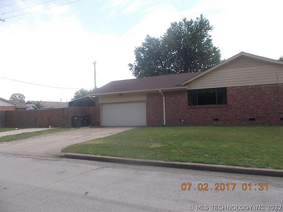 2nd image of 2605 S 74th East Ave