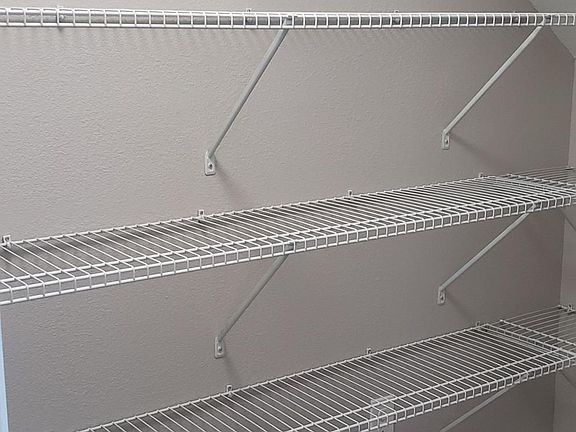 Large pantry!