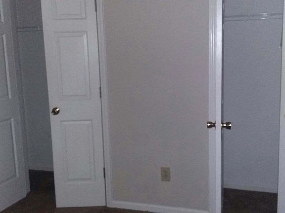5th image of 3007 Kingston Cir APT C