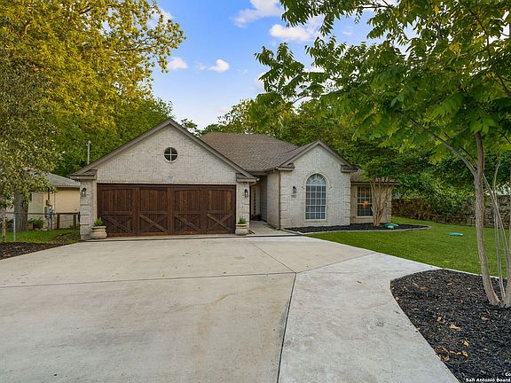 3rd image of 1914 VALLEY DR