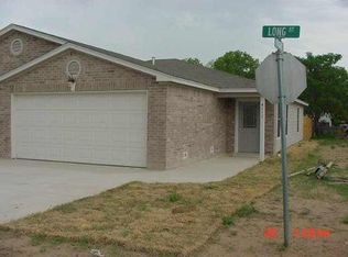 940 Long St #A, Pleasanton, TX 78064