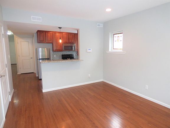 2nd image of 6044 Washington Blvd #2W-2E-1W