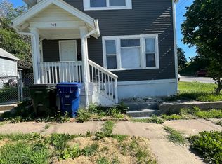 702 W 7th St, Davenport, IA 52802