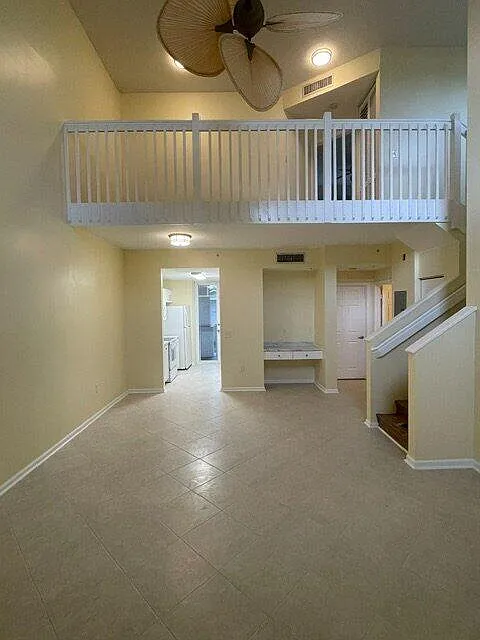 2 bed, 2.0 bath, 1200 sqft, $2,600 — Photo 2