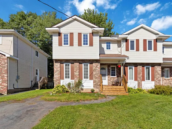 75 Bruce Dr, Lower Sackville, NS B4C 3T8