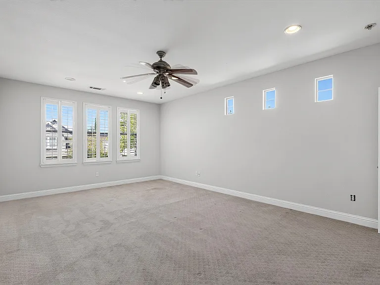 1132 Chancery Way — Photo 40