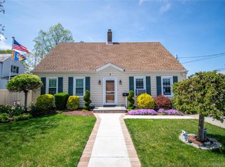 3 Park Avenue, Baldwin, NY 11510