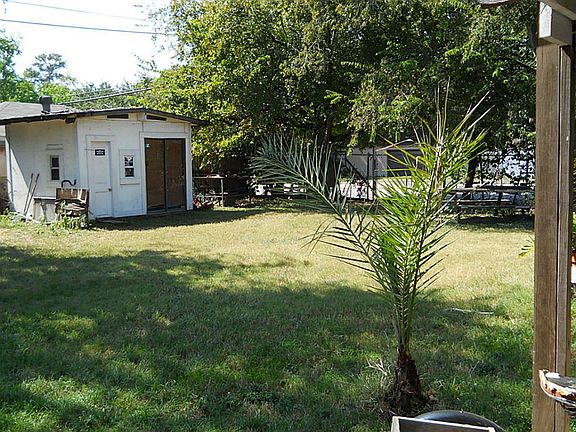 4th image of 1747 Nina Lee Ln