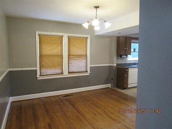 5th image of 1723 Courtney Ave