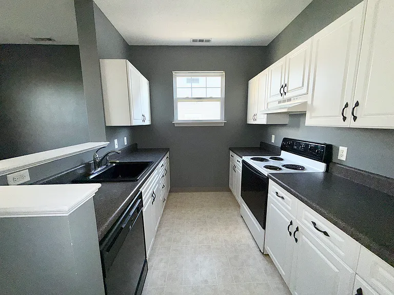 102 Mill St #203 — Photo 18