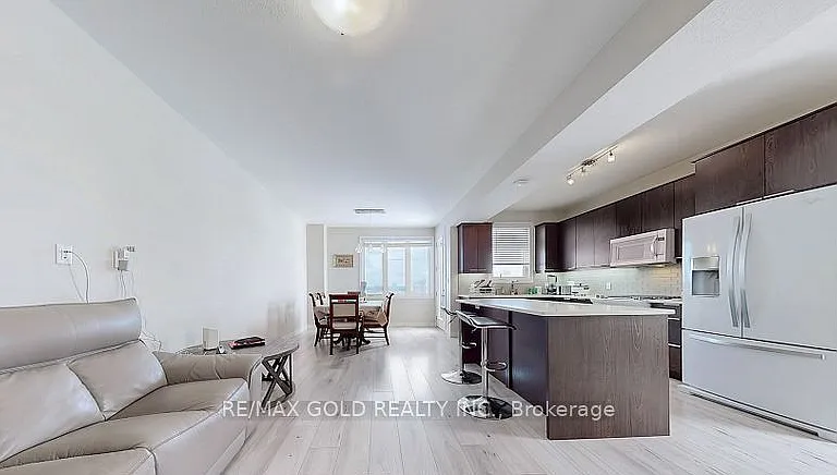 997 West Village Sq — Photo 3