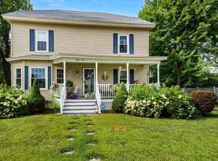 57 Dixwell St, Manchester, NH 03103