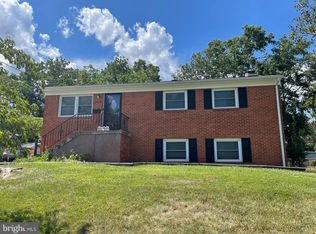 9412 Chatham St, Manassas, VA 20110