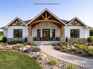 1628 W Wintergreen Rd, Lancaster, TX 75134