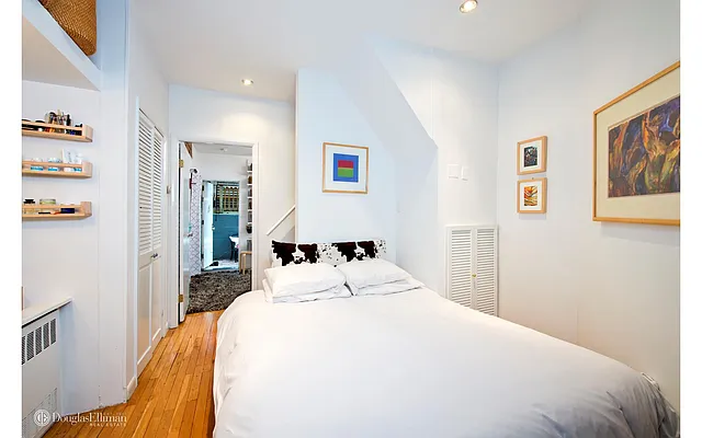 Sold by Douglas Elliman | media 17