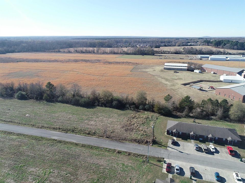 2nd image of 152 Pine View Dr