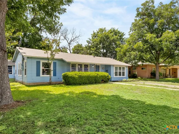 432 Romberg St, Seguin, TX 78155