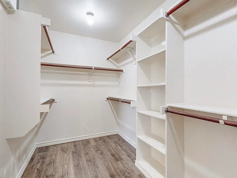 6925 Cattle Dr — Photo 11
