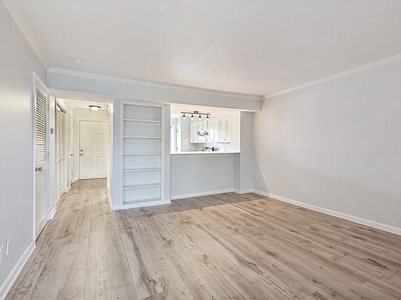 4th image of 448 Claircrest Dr
