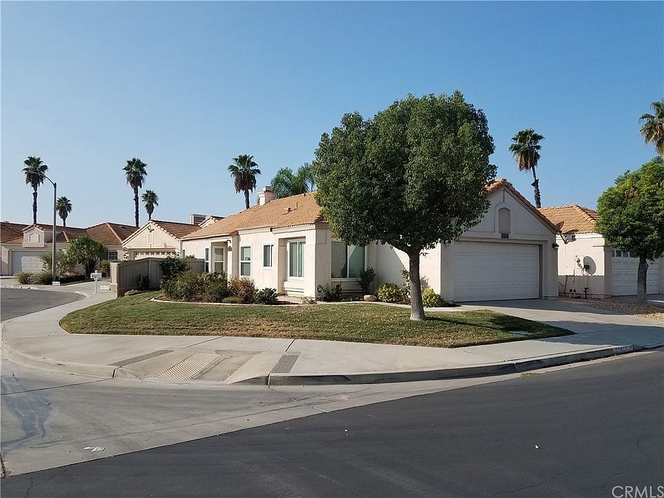1st image of 27927 Palm Villa Dr