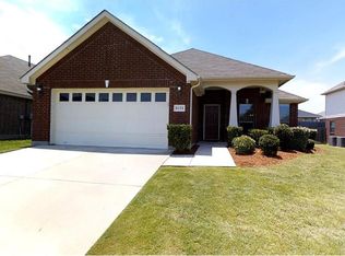 8134 Guadalupe Rd, Arlington, TX 76002