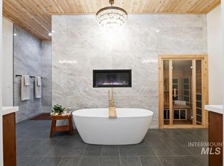 6198 E Greenhill St, Nampa, ID 83687