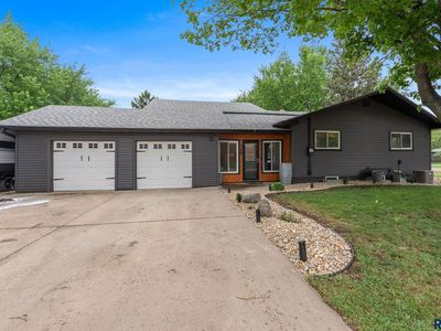 300 W Maple St, Tea, SD, 57064