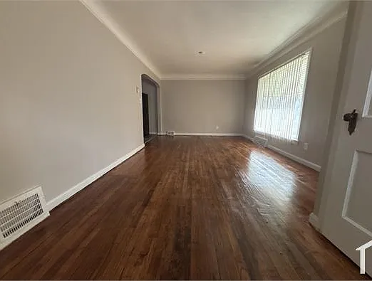 17911 North Blvd — Photo 6