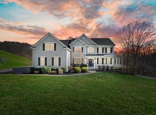 246 Country Club Rd, Hopewell Junction, NY 12533