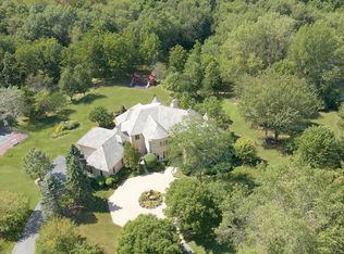 3125 Old McHenry Rd, Long Grove, IL 60047