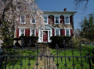 1 Lambert Rd, Stockton, NJ 08559