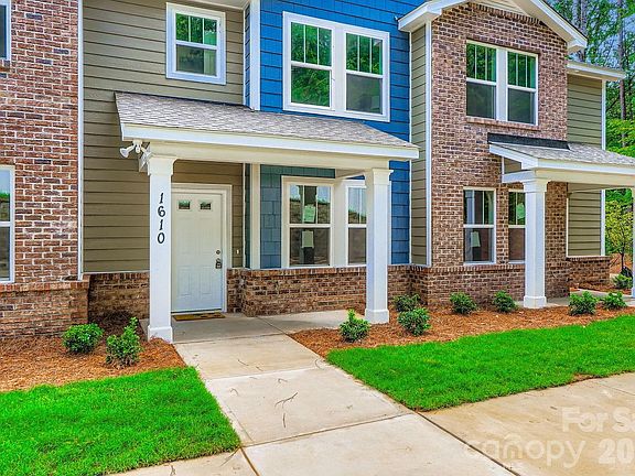 4th image of 1610 Ct Brooks Cir
