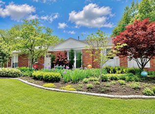 8412 Old Bonhomme Rd, Saint Louis, MO 63132