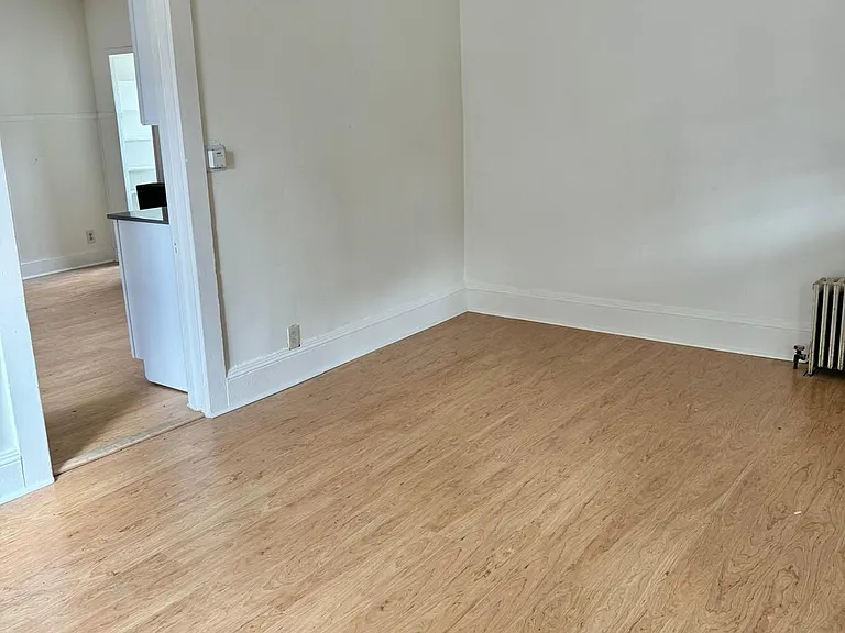 67-69 Glenwood Ave #67 — Photo 7