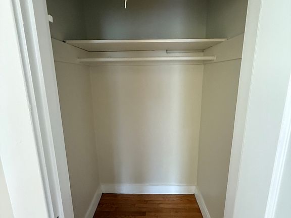3rd image of 1379 47th Ave