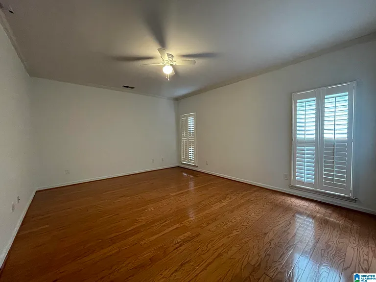 641 Rockhurst Dr — Photo 3