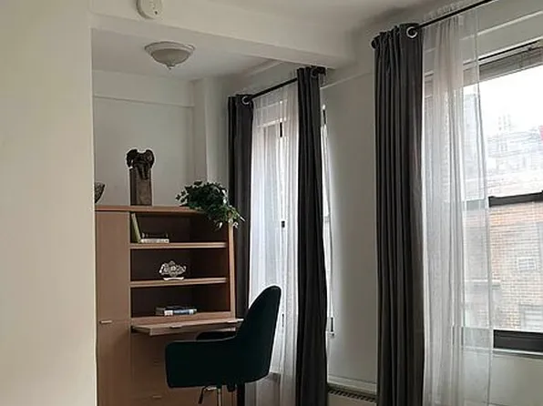 2 Tudor City Pl APT 11NS, New York, NY 10017