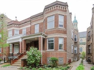 2245 W Iowa St, Chicago, IL 60622