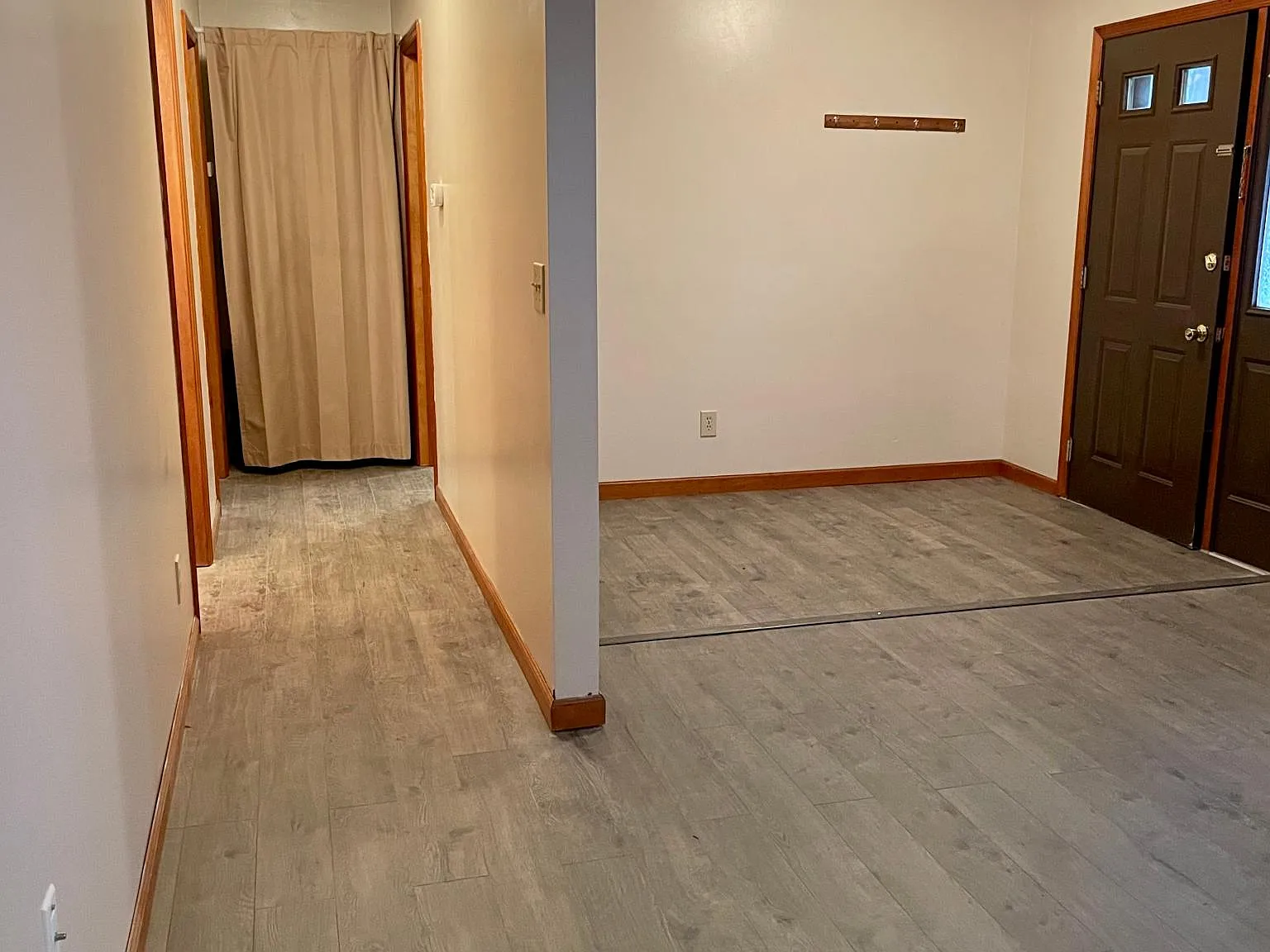 2 bed, 832 sqft, $975 — Photo 2