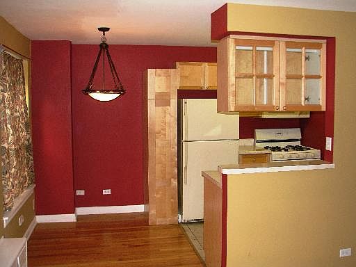 4th image of 2424 W Estes Ave APT 2B