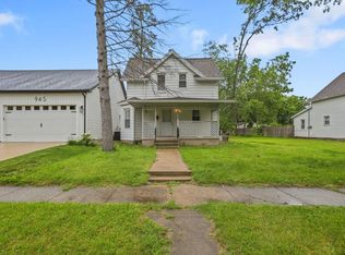 935 S 26th St, South Bend, IN 46615